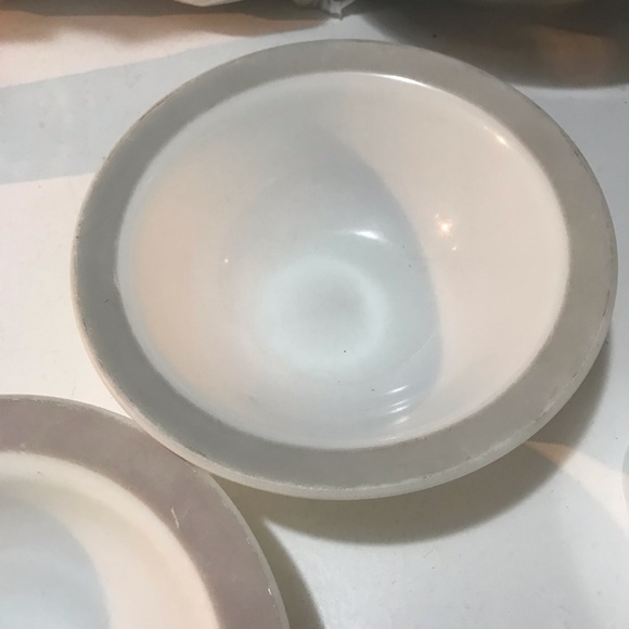 2 Vintage Corning Serving Bowls - Picture 4 of 10